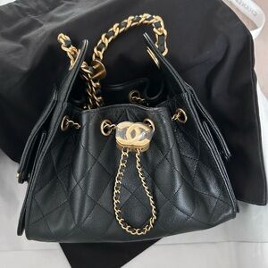 New in box Chanel 25 Mini - Black Caviar